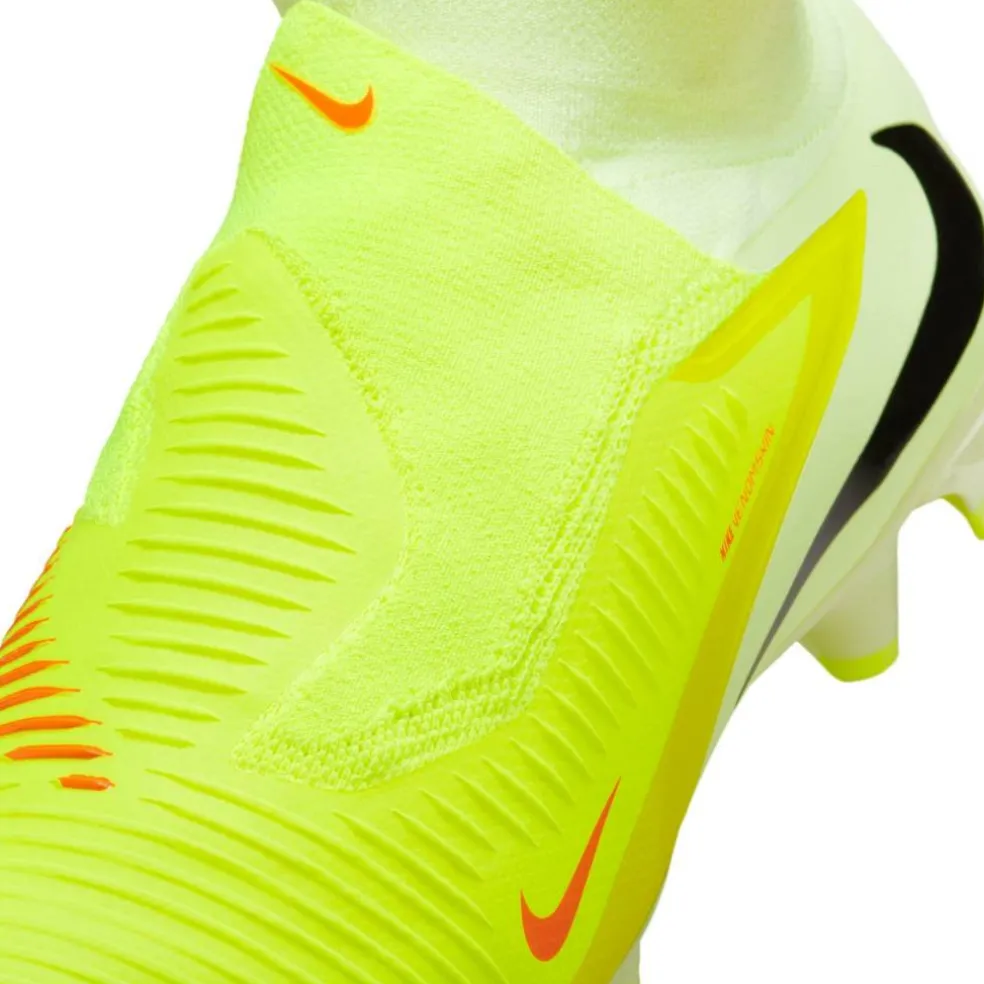 Phantom Luna II Pro Firm Ground Football Boots