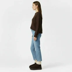 Platform Snug Boots Womens