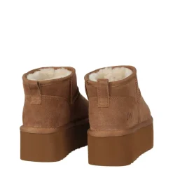Platform Snug Boots Womens