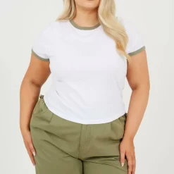 Plus Size Short Sleeve T-shit with Contrast Neck and Sleeve Rib