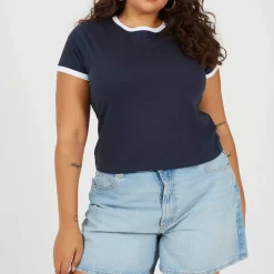 Plus Size Short Sleeve T-shit with Contrast Neck and Sleeve Rib