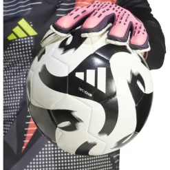 Predator Match Fingersave Goalkeeper Gloves Adults