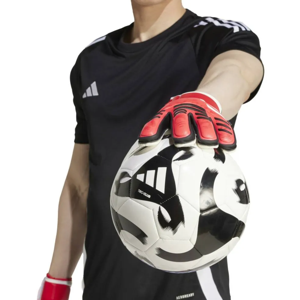 Predator Match Fingersave Goalkeeper Gloves Adults