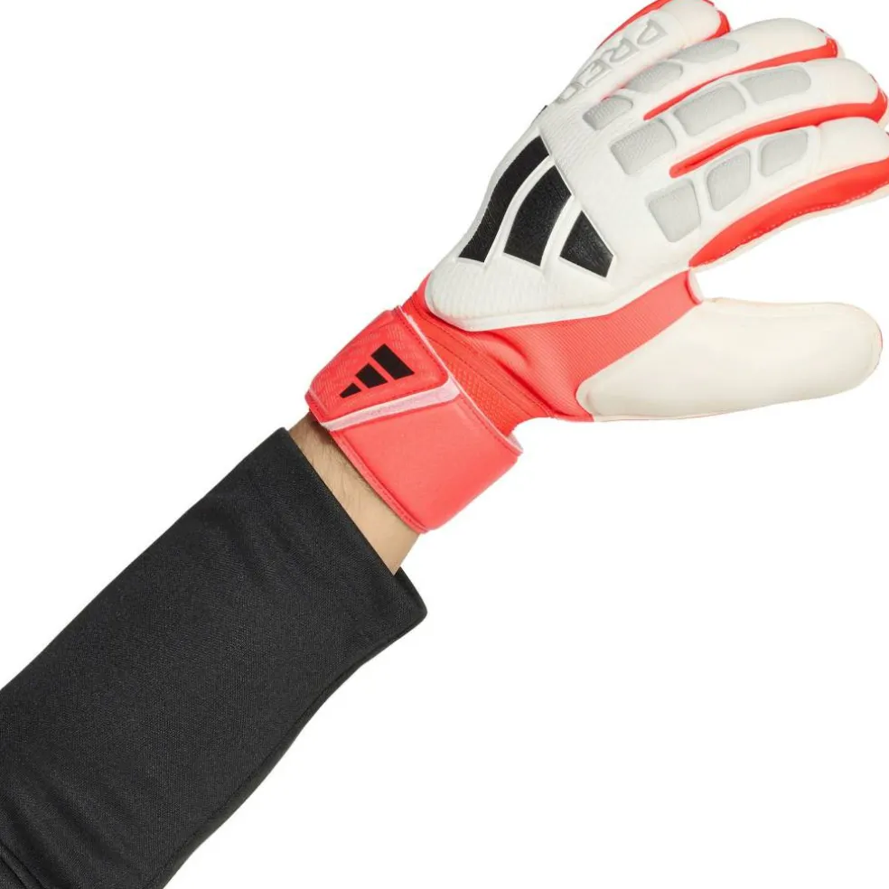Predator Match Fingersave Goalkeeper Gloves Adults