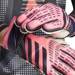 Predator Match Fingersave Goalkeeper Gloves Adults