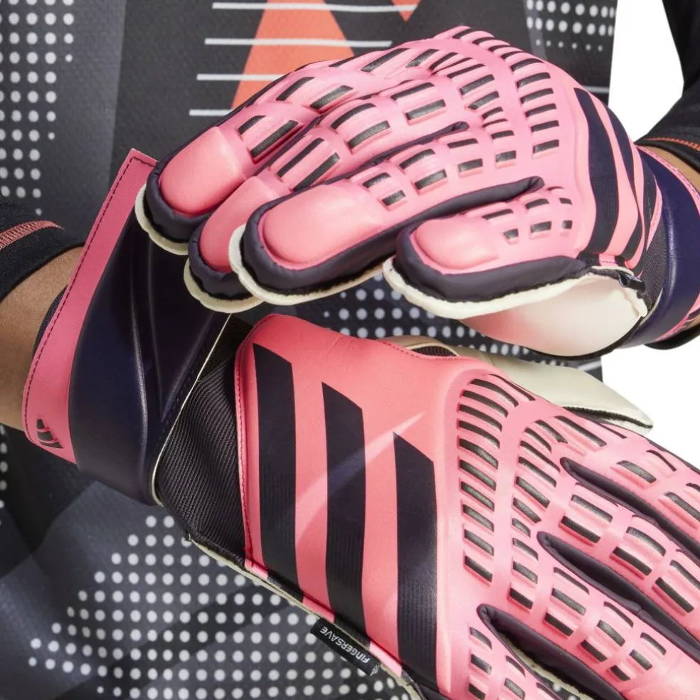 Predator Match Fingersave Goalkeeper Gloves Adults