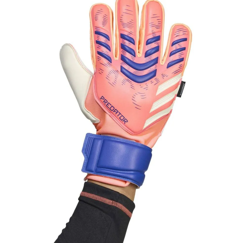 Predator Match Fingersave Goalkeeper Gloves Adults