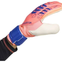 Predator Match Fingersave Goalkeeper Gloves Adults
