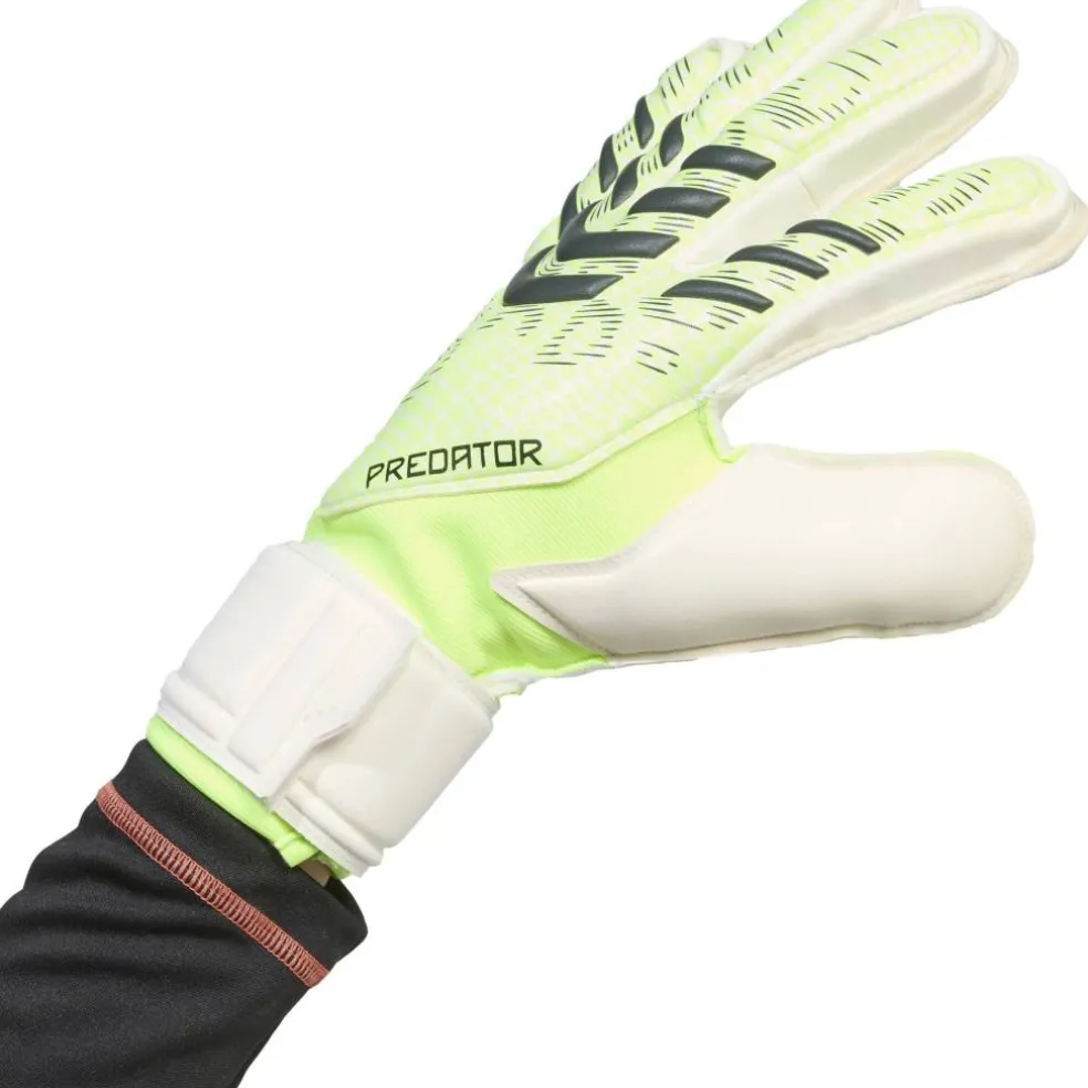 Predator Match Fingersave Goalkeeper Gloves Adults
