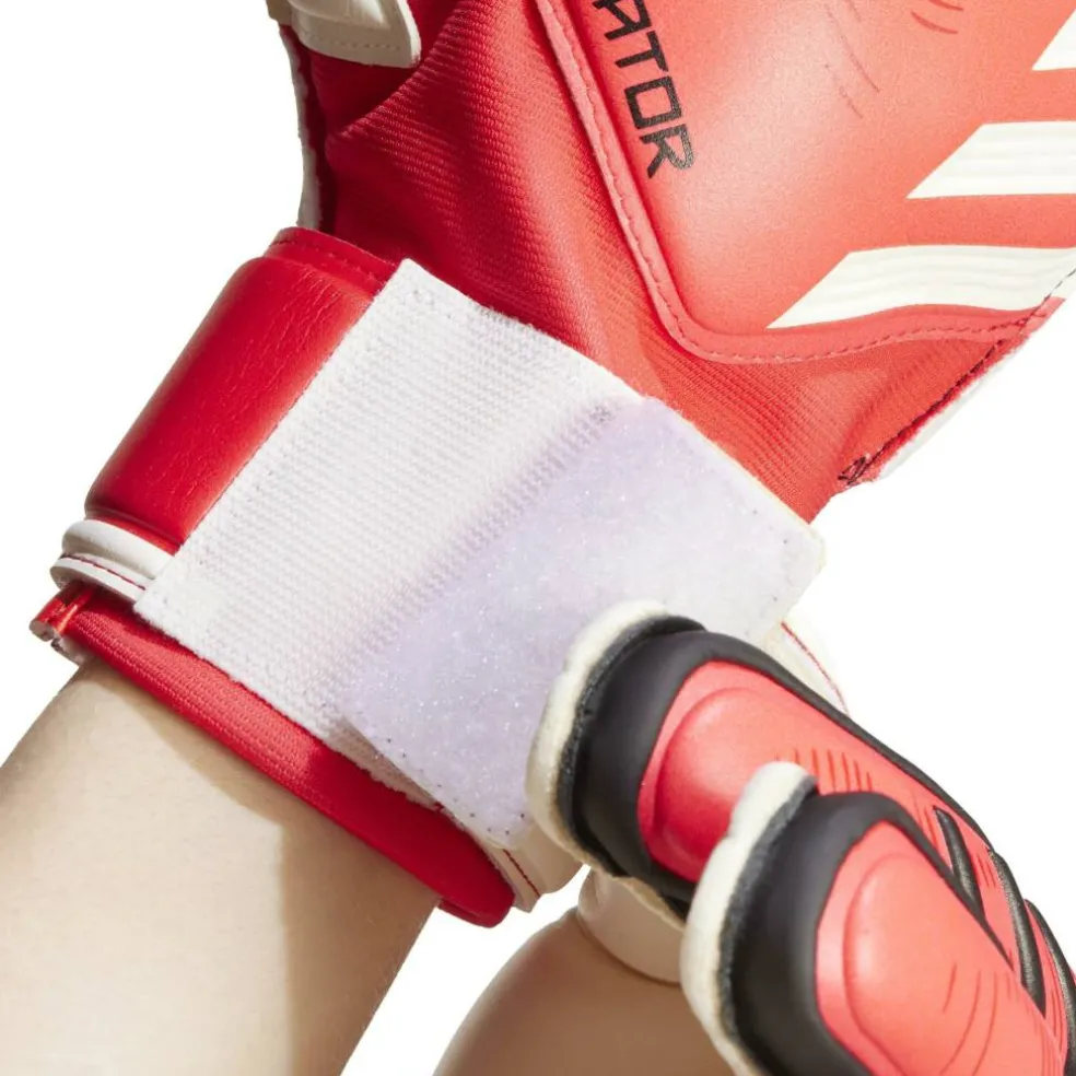 Predator Match Fingersave Goalkeeper Gloves Adults
