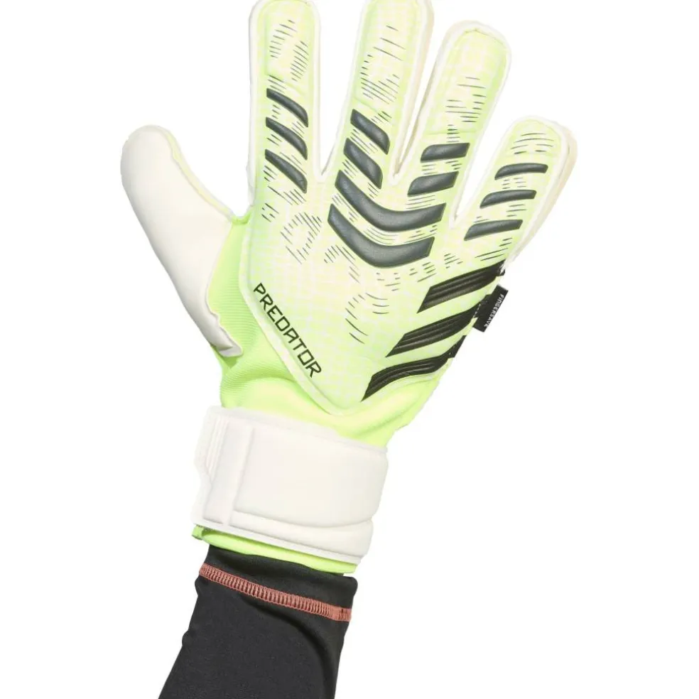 Predator Match Fingersave Goalkeeper Gloves Adults