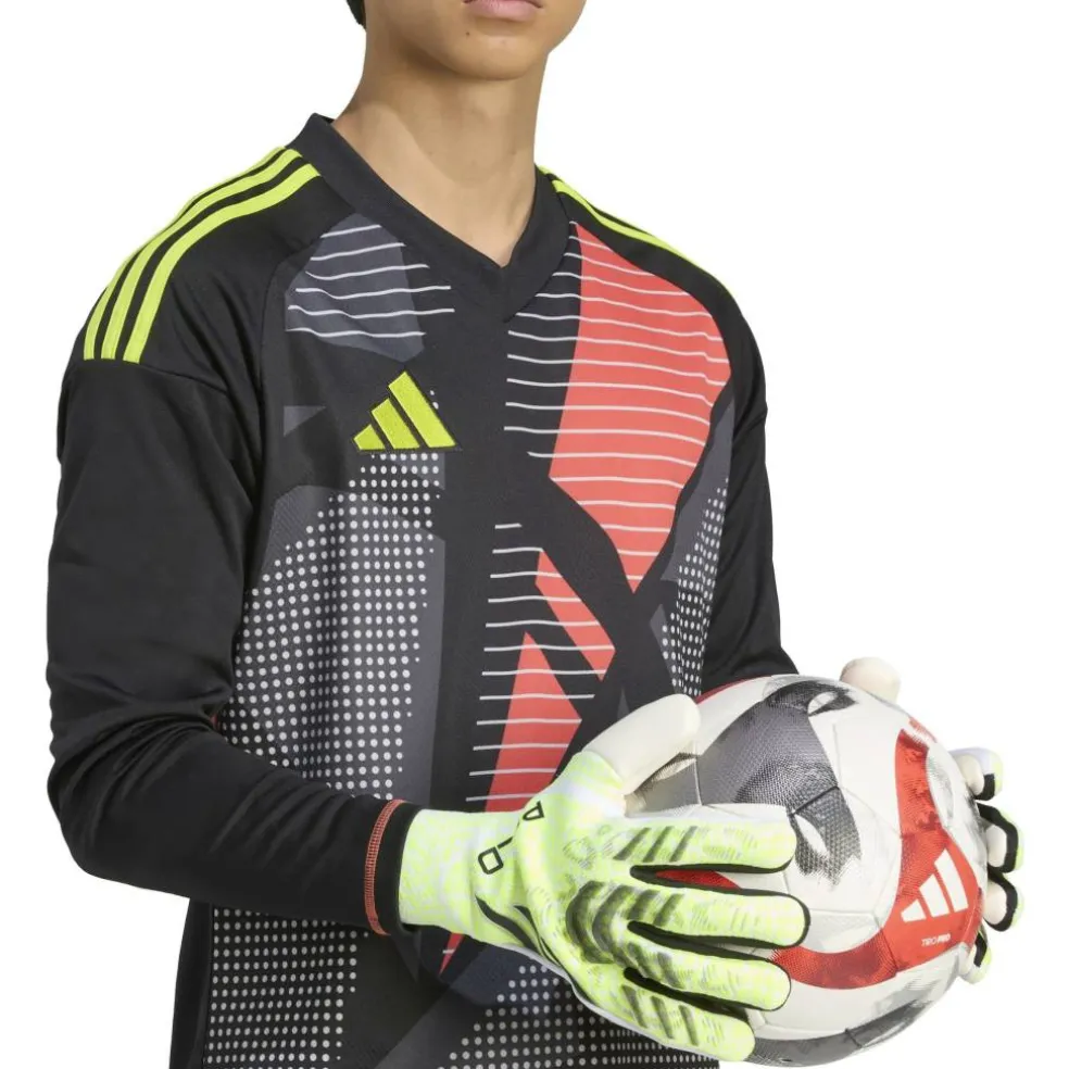Predator Pro Goalkeeper Gloves Adults