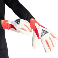 Predator Pro Goalkeeper Gloves Adults