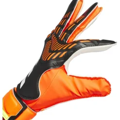 Predator Training Goalkeeper Gloves Adults