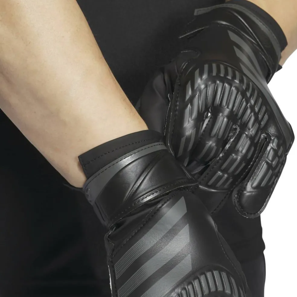 Predator Training Goalkeeper Gloves Adults
