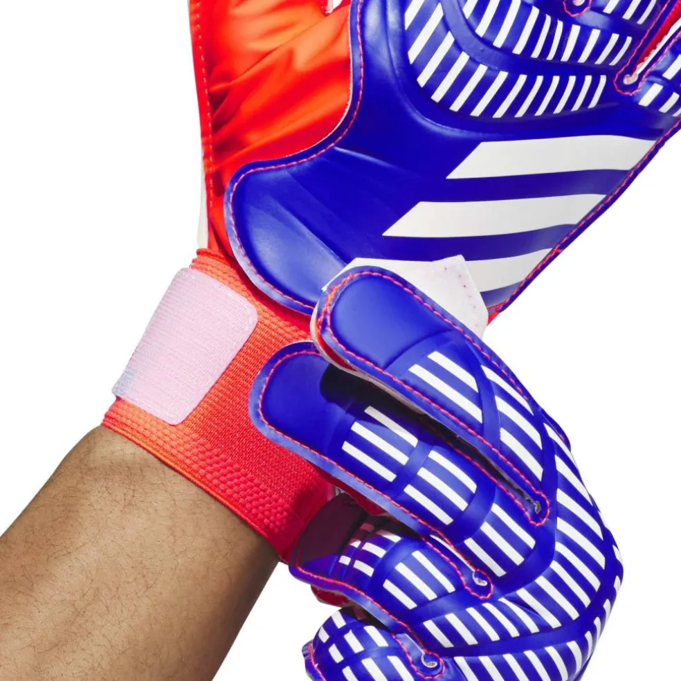 Predator Training Goalkeeper Gloves Adults