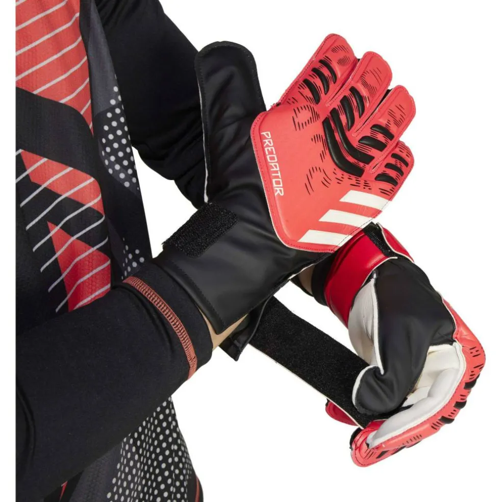 Predator Training Goalkeeper Gloves Adults