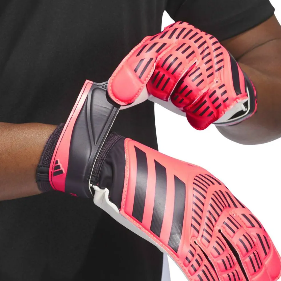 Predator Training Goalkeeper Gloves Adults