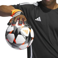Predator Training Goalkeeper Gloves Adults