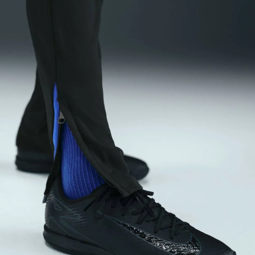 PSG Strike Tracksuit Bottoms 2025 2026 Juniors