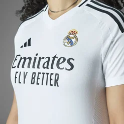 Real Madrid Home KIt 2024 2026 Womens