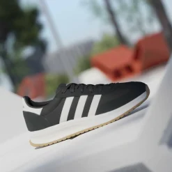 Run 70s 2.0 Low-Top Trainers Womens
