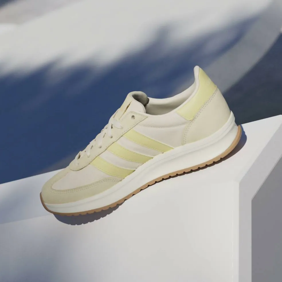 Run 70s 2.0 Low-Top Trainers Womens