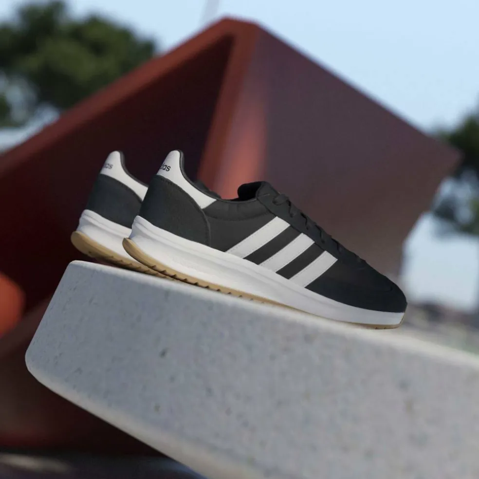 Run 70s 2.0 Low-Top Trainers Womens