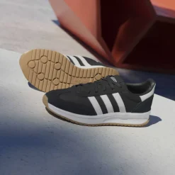 Run 70s 2.0 Low-Top Trainers Womens