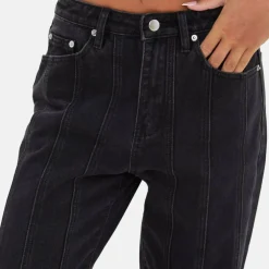 Seam Detail Straight Leg Jeans