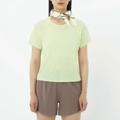 SHAKEout Air Cropped Running Tee Womens