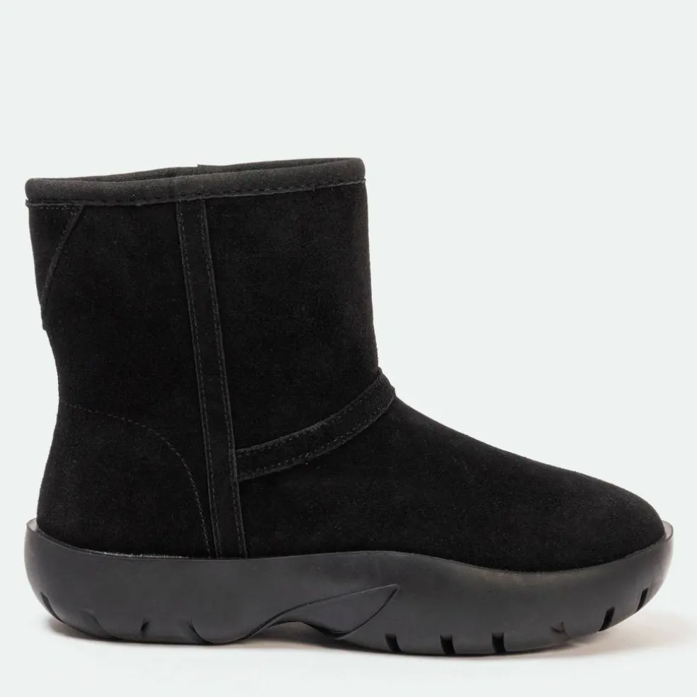 Snug Womens Classic Slip On Ankle Boots