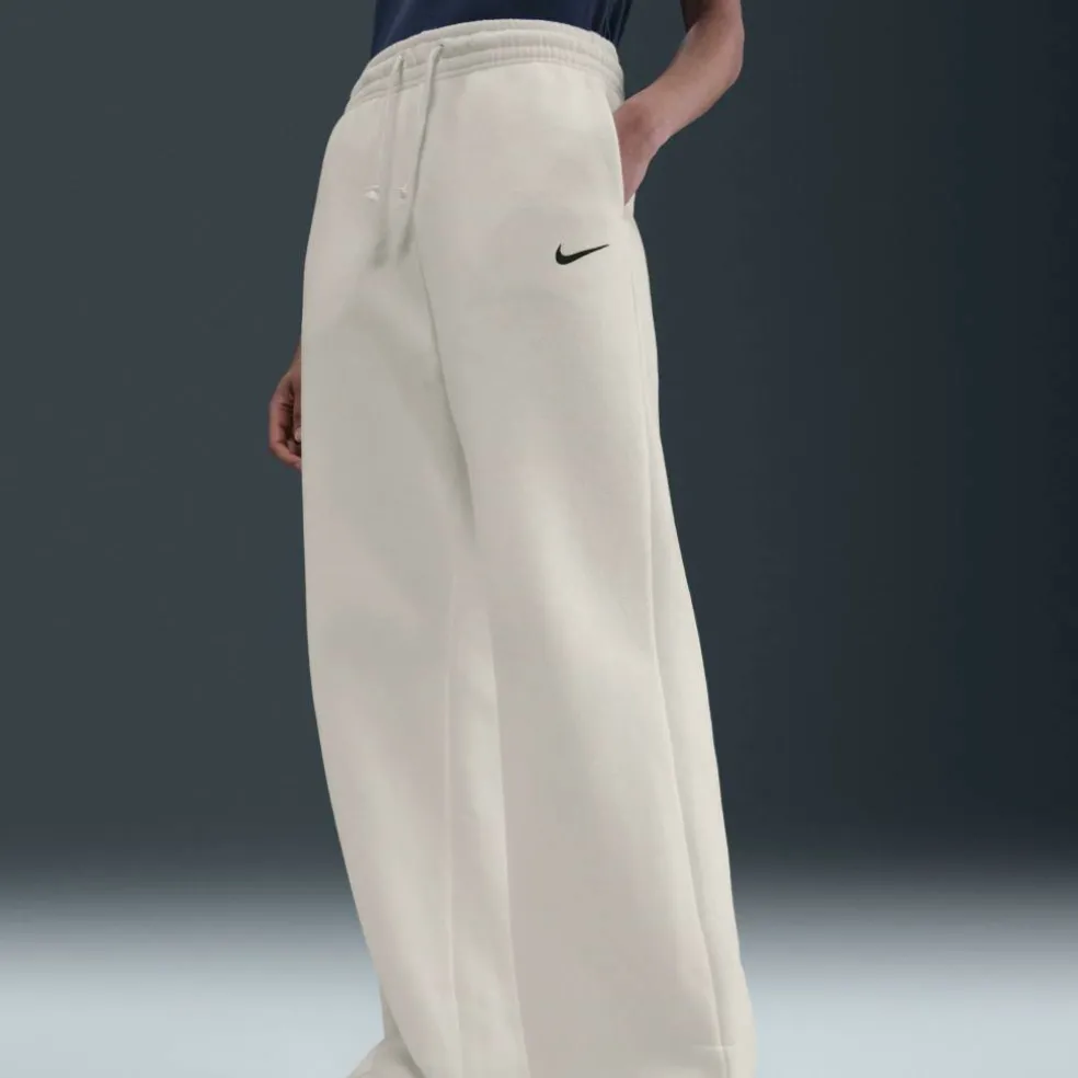 Sportswear Phoenix Fleece Women's High-Waisted Wide-Leg Sweatpants