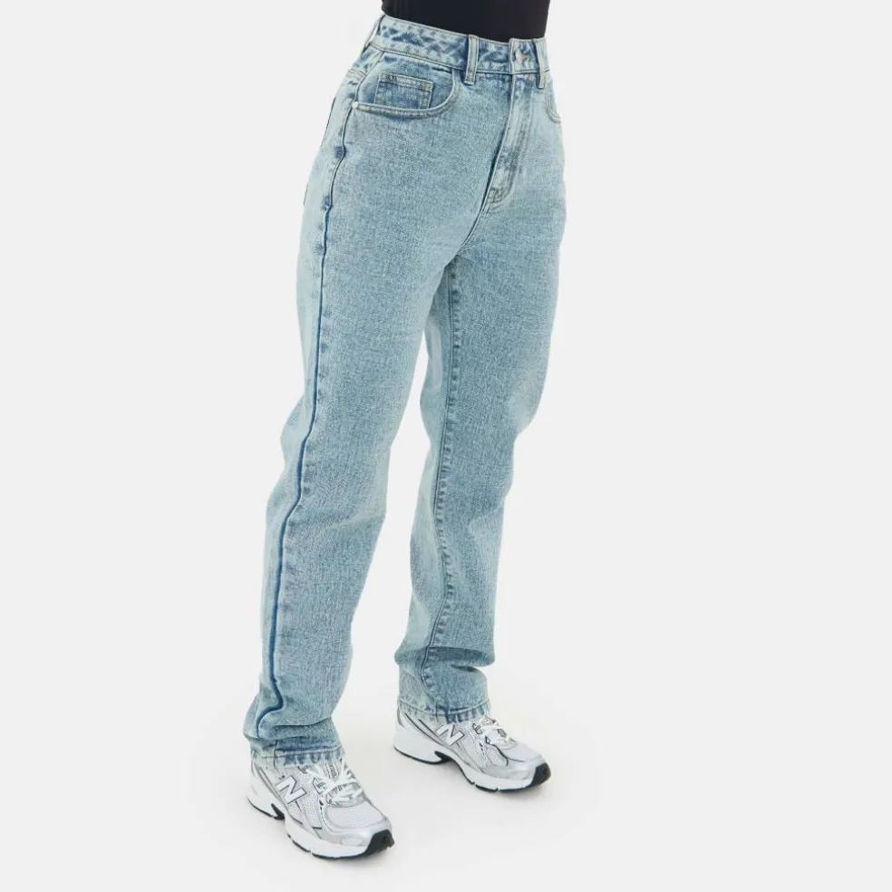 Straight Leg Jean