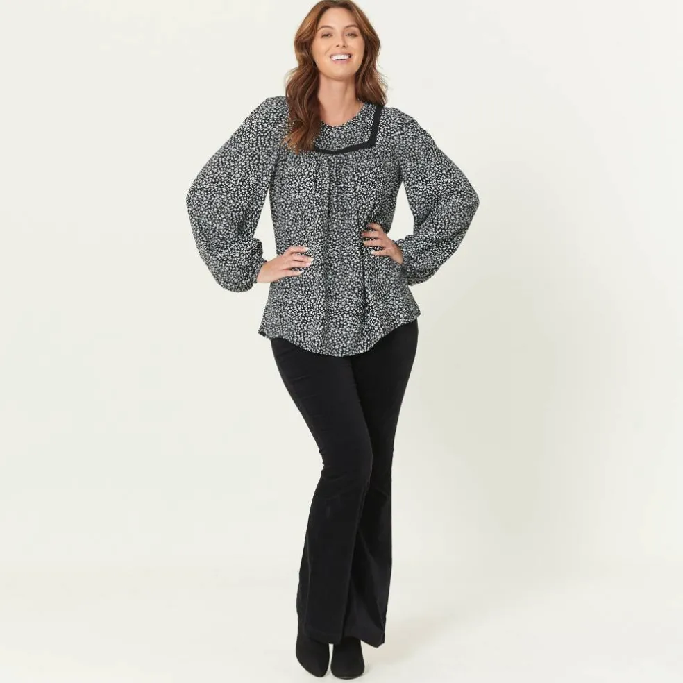 Studio Yoke neck Detail Floral Top