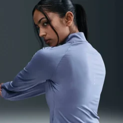 Swift Women's 1/4-Zip Running Top