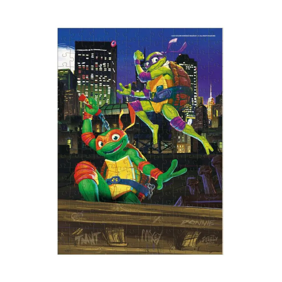 Teenage Mutant Ninja Turtles Small Donatello and Michelangelo Medium Jigsaw Puzzle - 250 Pieces