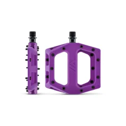 V11 Flat Pedal