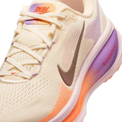 Vomero 18 Road Running Shoes Womens