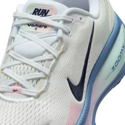 Vomero 18 Road Running Shoes Womens