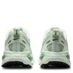 Vomero 18 Road Running Shoes Womens