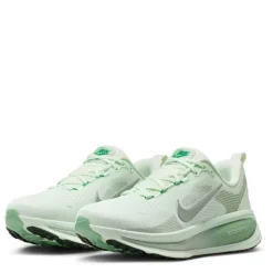 Vomero 18 Road Running Shoes Womens