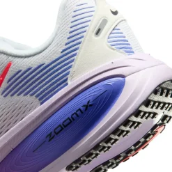 Vomero 18 Road Running Shoes Womens