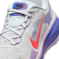 Vomero 18 Road Running Shoes Womens