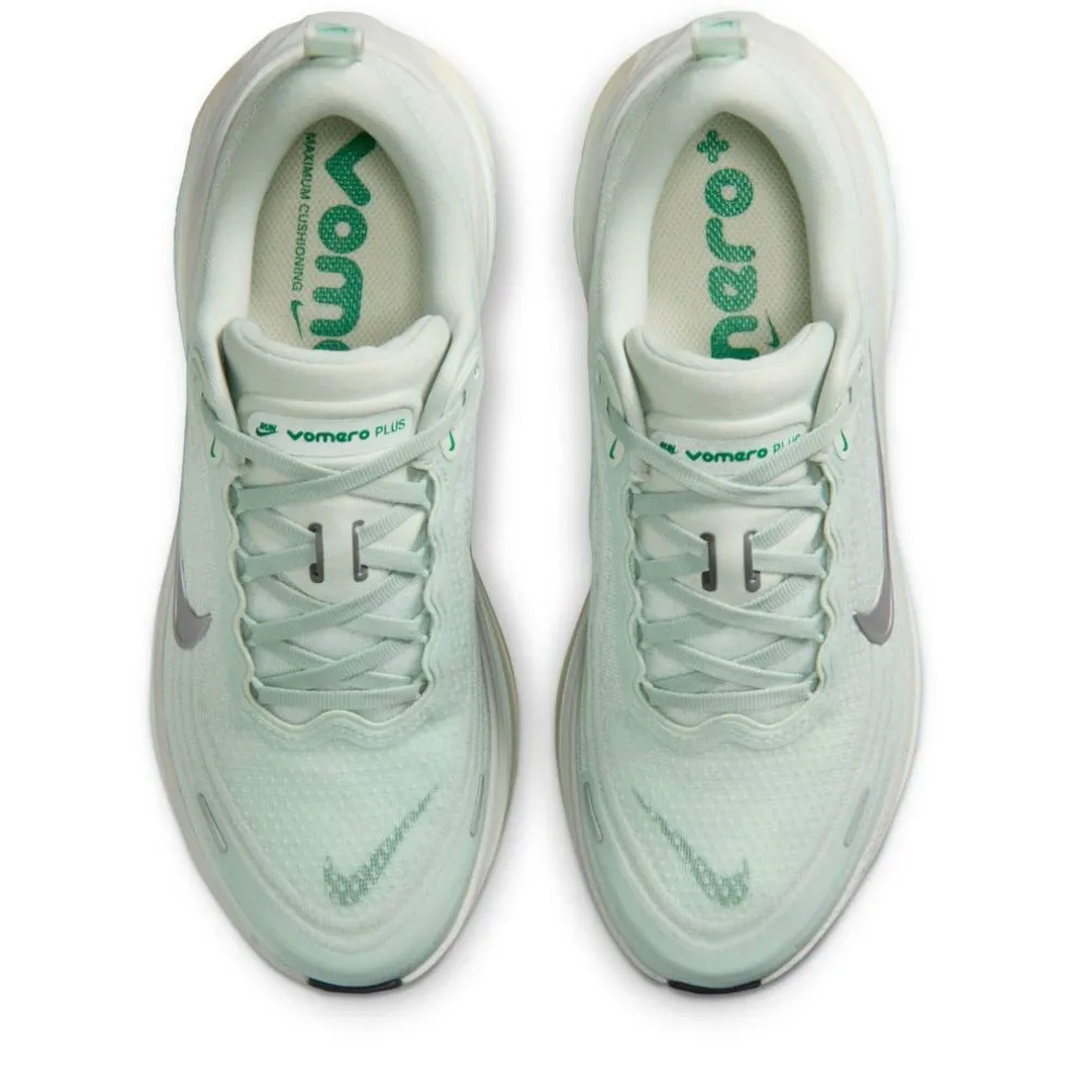 Vomero Plus Running Shoes Womens