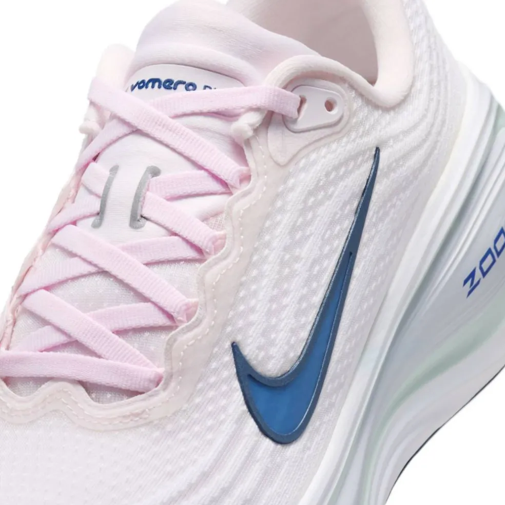 Vomero Plus Running Shoes Womens