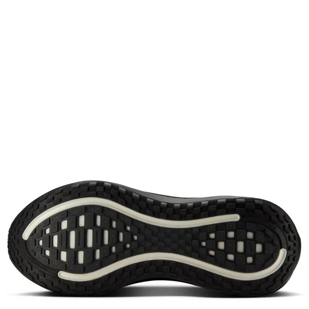Vomero Plus Running Shoes Womens