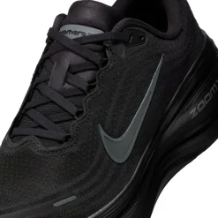 Vomero Plus Running Shoes Womens