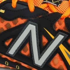 610 V1 Trainers