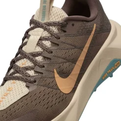 Wildhorse 10 Trail Running Shoes Womens